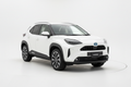 Toyota Yaris Cross 1.5 Hybrid Automatico bianca - vista tre quarti